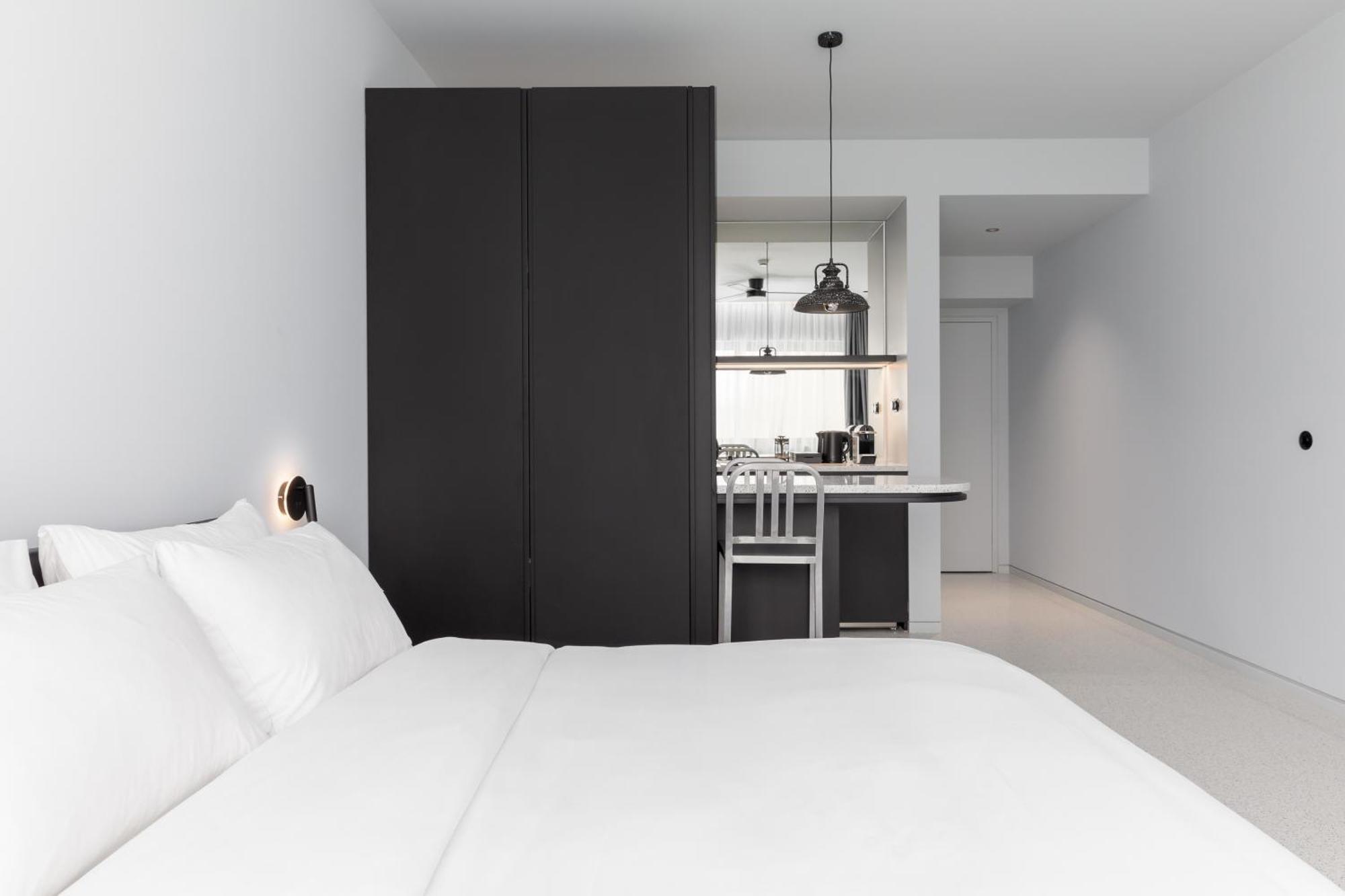 Nero Luxury Suites By Zennova Saloniki Zewnętrze zdjęcie